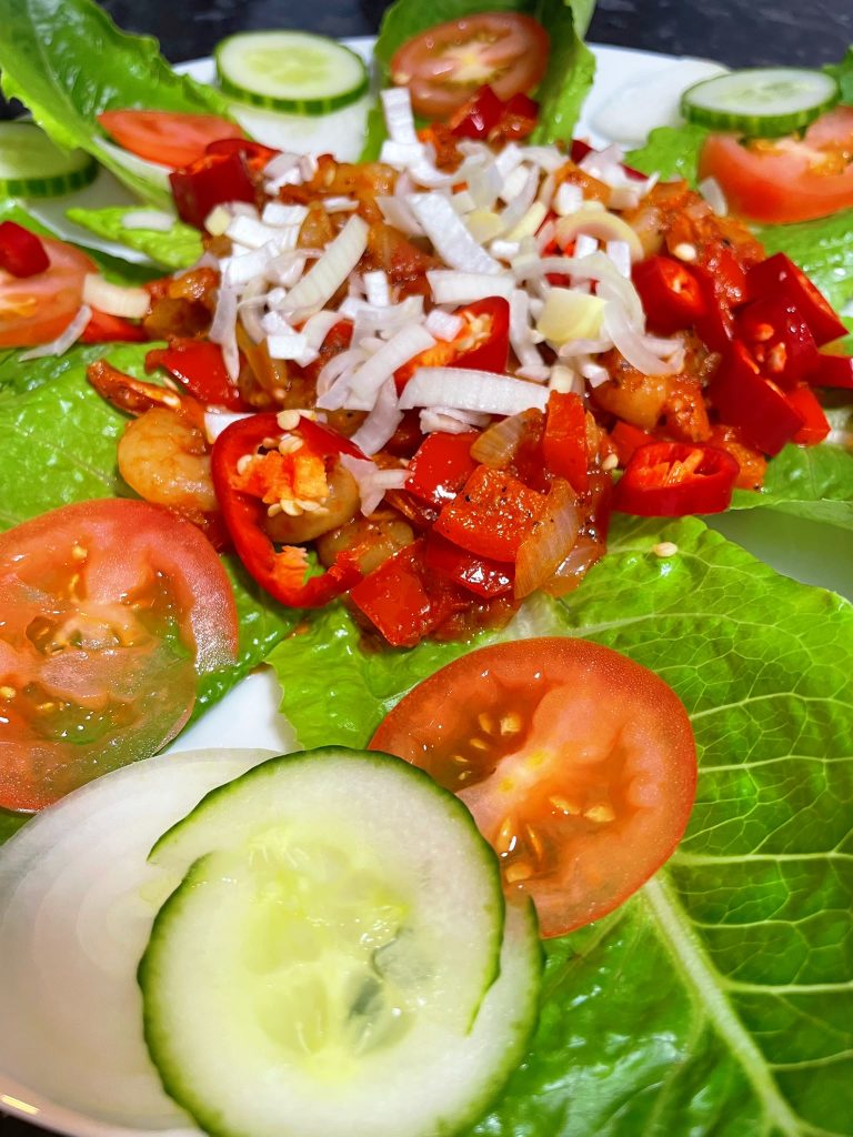 Spicy Garlic Prawns with Fresh Salad